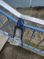 Entire Flat Close to Airport, Train, Center for 7