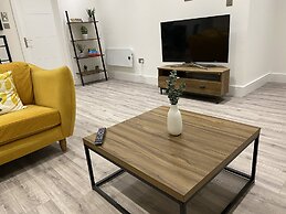 Stylish 3beds Nystyle Apt - Parking, Self Check-in