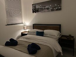 Stylish 3beds Nystyle Apt - Parking, Self Check-in