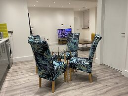 Stylish 3beds Nystyle Apt - Parking, Self Check-in