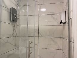 Stylish 3beds Nystyle Apt - Parking, Self Check-in