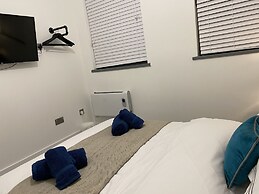 Stylish 3beds Nystyle Apt - Parking, Self Check-in