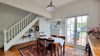 Timeless Heritage Grey Lynn 2BR Beauty