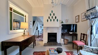 Timeless Heritage Grey Lynn 2BR Beauty