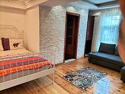 Baran Apart