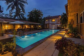 TreeHouse MARS Beach Cottages