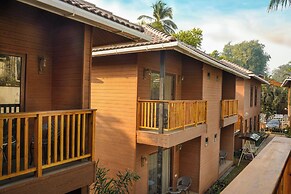 TreeHouse MARS Beach Cottages