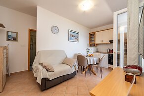 Apartment by the sea and With Beautiful View, 2 Bedrooms, 4 Persons