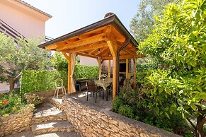 Apartment for 4 Persons, by the sea and With Beautiful View