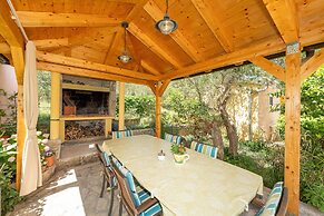 Apartment for 4 Persons, by the sea and With Beautiful View