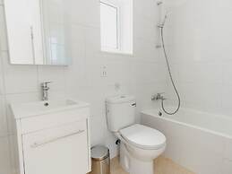 Sanders White Mountains - Modern Villa With Pool