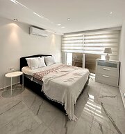 Luxury 2 bed Private Home Close to the Beach on a Secure Community