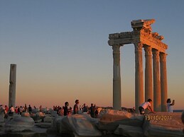 Luxury 2 bed Private Home Close to the Beach on a Secure Community