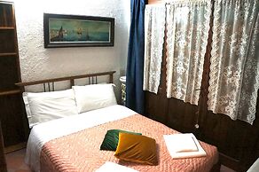 Room-smart Rooms for 2 or 4 in Organic f