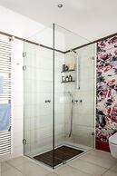 The Magnolia - Sophisticated Residence