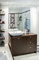 The Magnolia - Sophisticated Residence