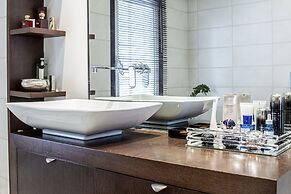 The Magnolia - Sophisticated Residence