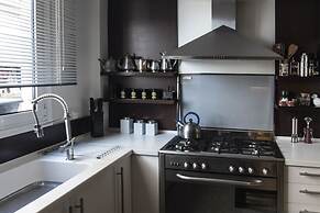 The Magnolia - Sophisticated Residence