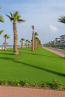 1relax in a Fully Equipped Beachfront Chalet