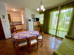 Townhouse With Private Garden