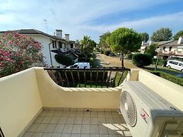 Spacious House for 6 With Pool and Garden