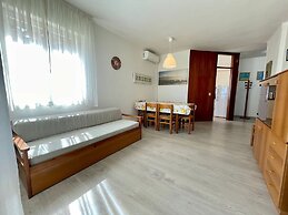 Stunning Apartment With sea View