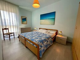 Stunning Apartment With sea View