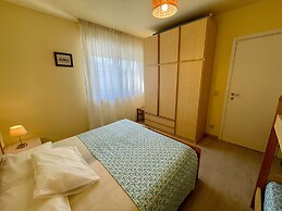 Stunning Apartment With sea View