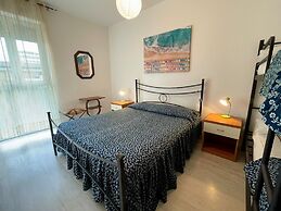 Coastal Flat With sea View