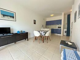 Renovated Apartment With sea View Terrace