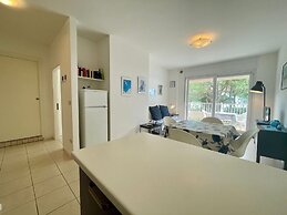Renovated Apartment With sea View Terrace