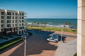 Tasteful Seaside Suite