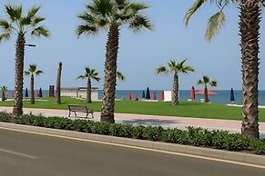 Tasteful Seaside Suite