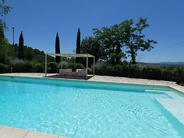 Captivating 1-bed Villa With Pool in Tuscany