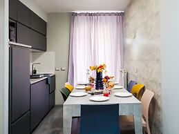 Home for Large Groups, Comfort and Style