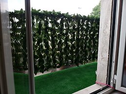 B b Oasis Passion Fiera - Triple Room With Wifi and Ac, External Bathr