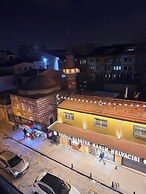 RENOVA OLD CiTY