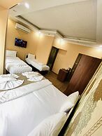 RENOVA OLD CiTY HOTEL