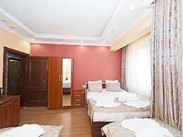 RENOVA OLD CiTY HOTEL