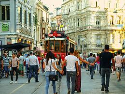 RENOVA OLD CiTY HOTEL