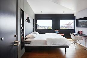 citizenM Seattle Pioneer Square