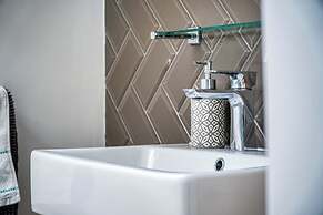 The Chaffhouse - 4 Bedroom - Llangennith