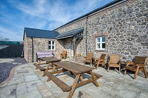 The Chaffhouse - 4 Bedroom - Llangennith