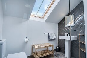 The Chaffhouse - 4 Bedroom - Llangennith