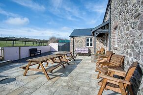 The Chaffhouse - 4 Bedroom - Llangennith