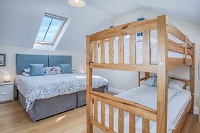 The Chaffhouse - 4 Bedroom - Llangennith