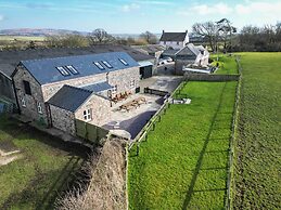 The Chaffhouse - 4 Bedroom - Llangennith