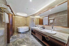 Howard Johnson By Wyndham Lake Serenity Hotel Neijiang