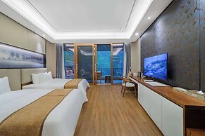 Howard Johnson By Wyndham Lake Serenity Hotel Neijiang