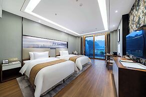 Howard Johnson By Wyndham Lake Serenity Hotel Neijiang